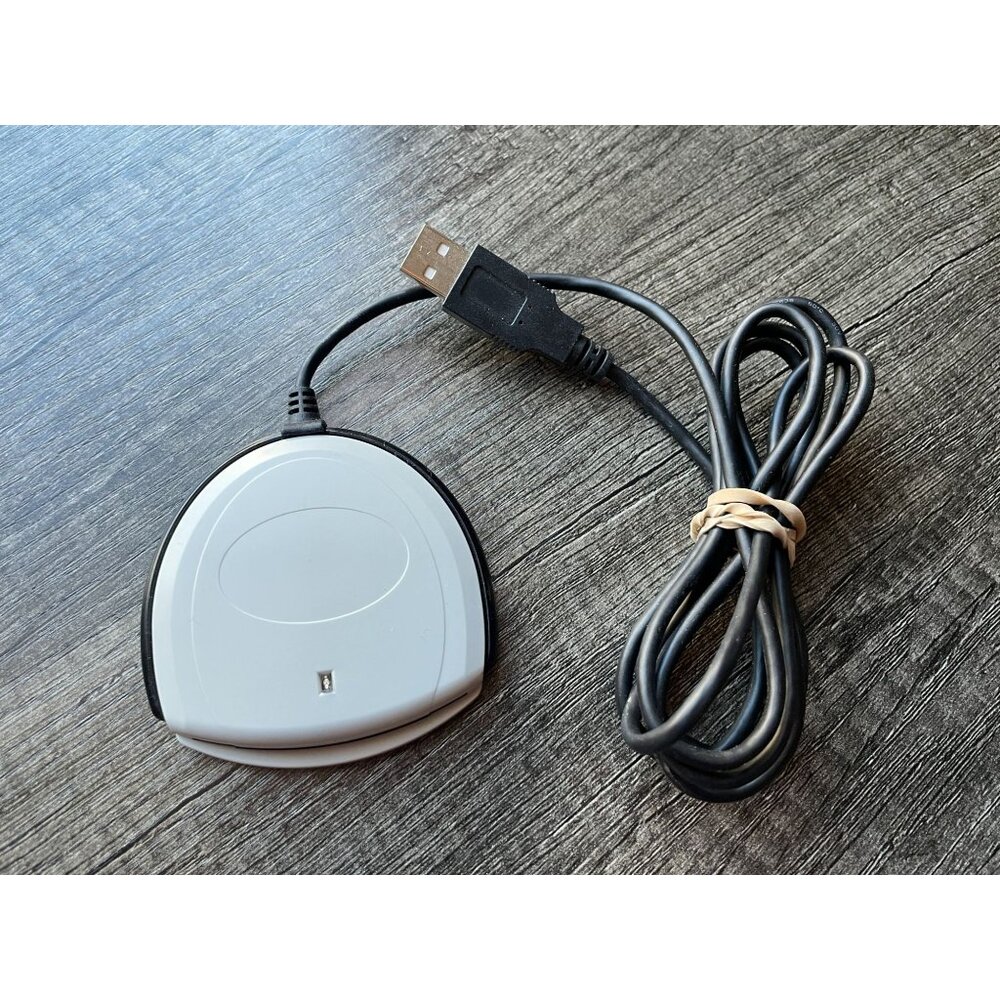 Identiv SCR3310 v2.0 USB Smart Card Reader - Military DOD CAC PIV SmartOS 905331